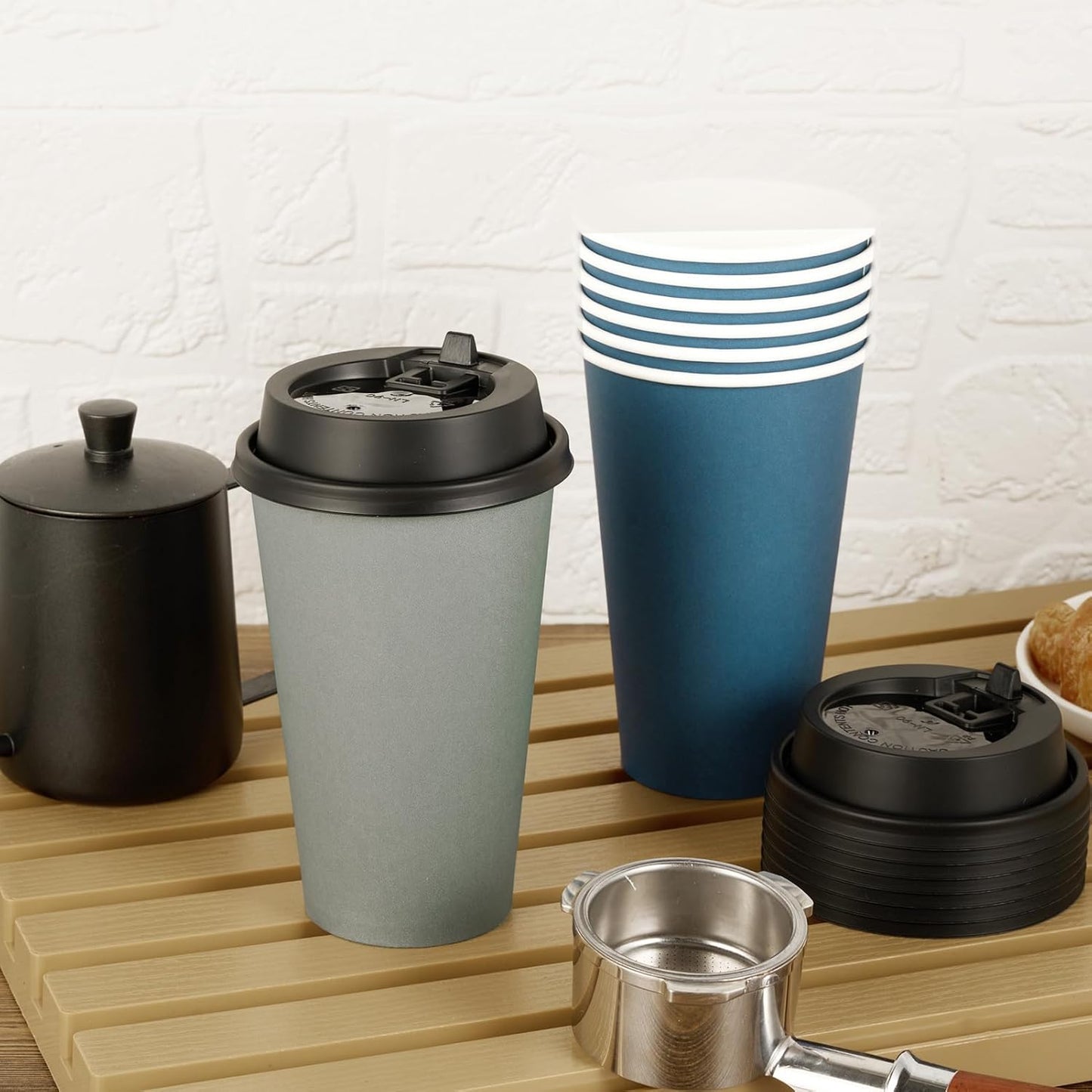 100 Pack 16 oz Disposable Paper Coffee Cups with Lids for Hot Drinks